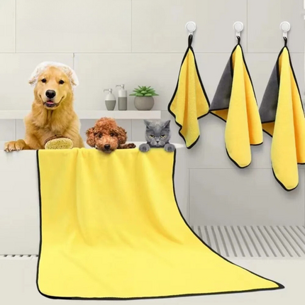 Pet Bath Towel – Super Absorbent Microfiber for Dogs and Cats
