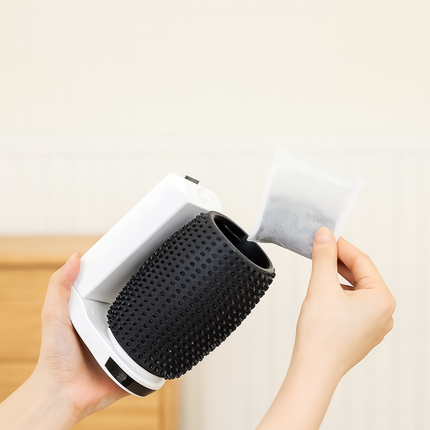 Cat Self-Groomer Brush – Wall Corner Massager