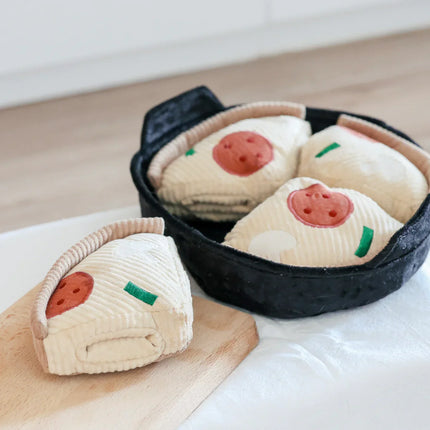 Pizza Dog Toy – Interactive Snuffle Mat with Treat Hiding Spots