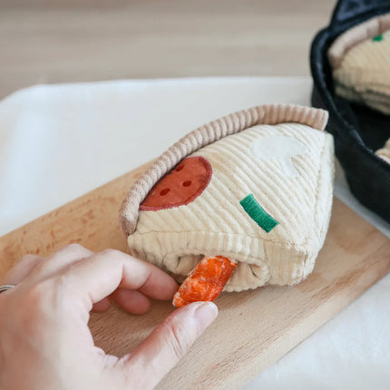 Pizza Dog Toy – Interactive Snuffle Mat with Treat Hiding Spots