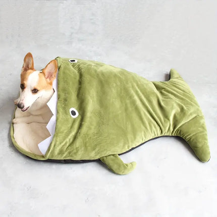 DeepCalm Pet Bed – Plush Shark-Shaped Dog Bed