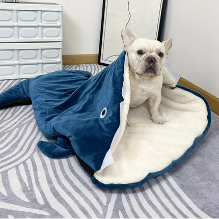 DeepCalm Pet Bed – Plush Shark-Shaped Dog Bed