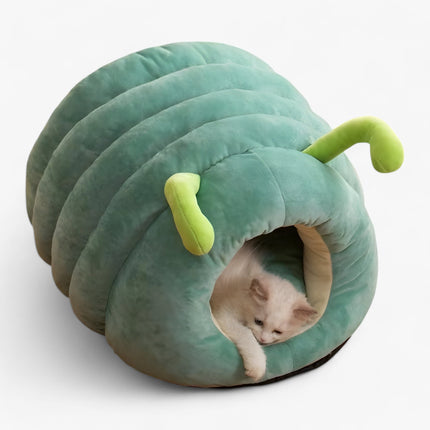 Winter Pet Bed – Plush Enclosed Nest