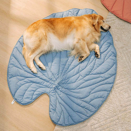 Pet Blanket – Washable Double-Sided Mat with Leaf Design for Dogs